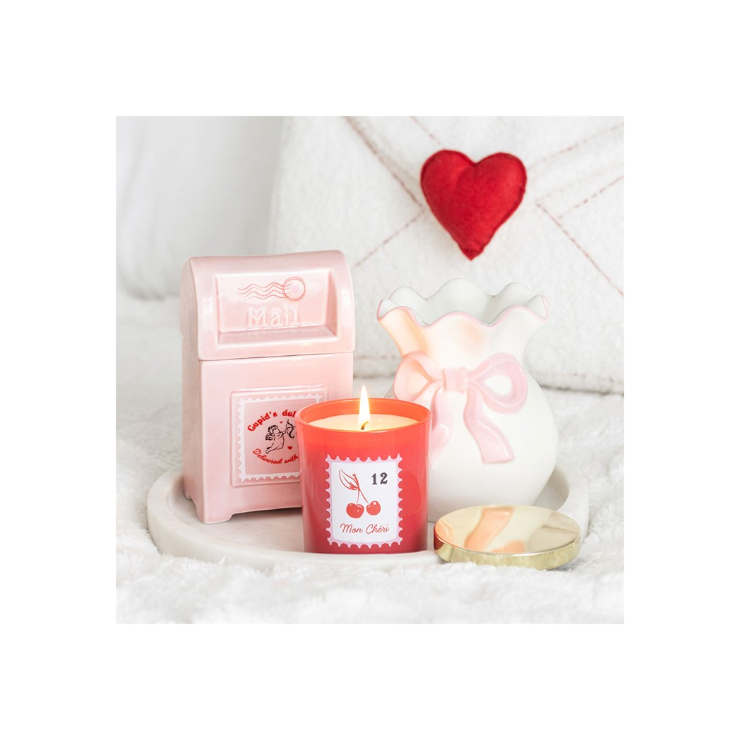 White and Pink Bow Oil Burner